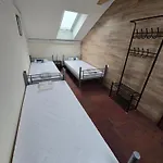אכסניה Rooms4rest Skibicka - Private For Tourists ורשה