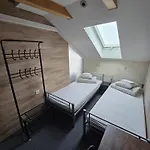 Rooms4rest Skibicka - Private For Tourists Hostel Warsaw