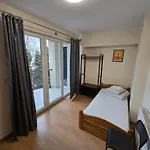 Rooms4rest Skibicka - Private For Tourists Varşova