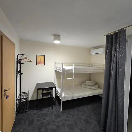 호스텔 Rooms4rest Skibicka - Private For Tourists - Atr Consulting Sp, Z O,o, 바르샤바