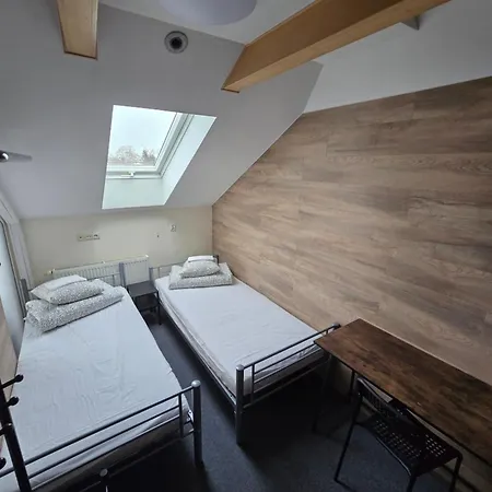 Hostel Rooms4rest Skibicka - Private For Tourists - Atr Consulting Sp, Z O,o, *