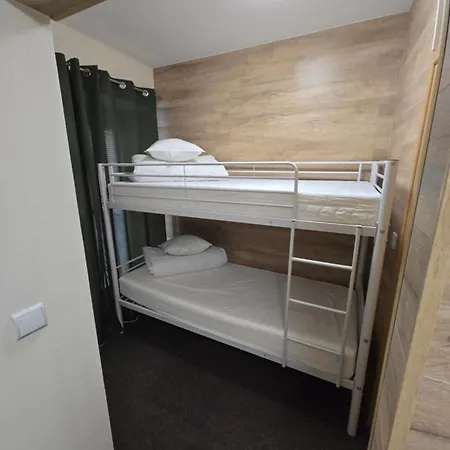 Rooms4rest Skibicka - Private For Tourists - Atr Consulting Sp, Z O,o, 호스텔