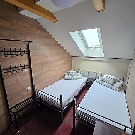Hostel Rooms4rest Skibicka - Private For Tourists