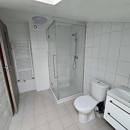 Rooms4rest Skibicka - Private For Tourists * Warsaw
