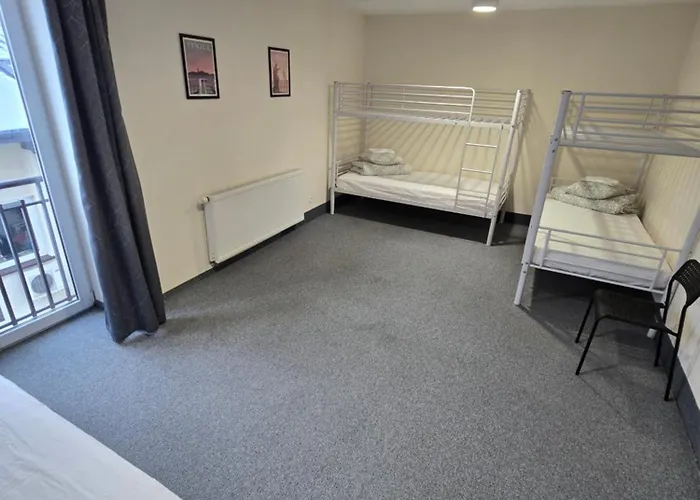 旅馆 Rooms4rest Skibicka - Private For Tourists