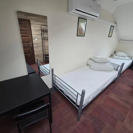 Hostel Rooms4rest Skibicka - Private For Tourists