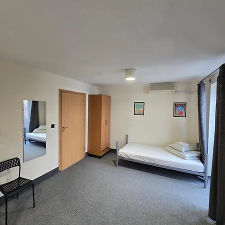 Rooms4rest Skibicka - Private For Tourists * Varşova