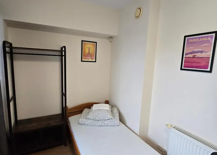 Hostel Rooms4rest Skibicka - Private For Tourists Warszawa