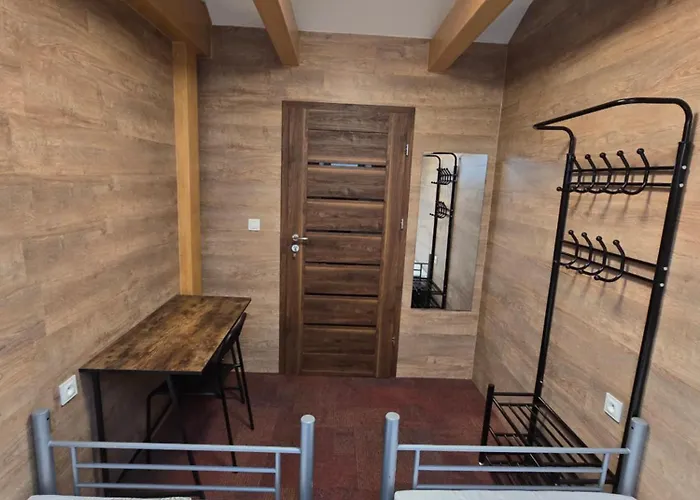 Rooms4rest Skibicka - Private For Tourists Hostel