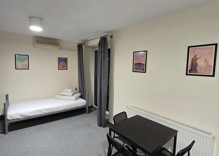 Rooms4rest Skibicka - Private For Tourists Warszawa