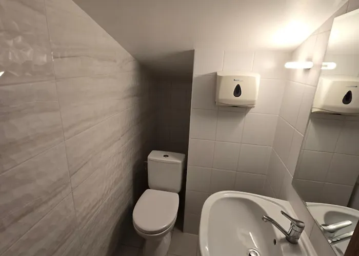 Rooms4rest Skibicka - Private For Tourists Warszawa