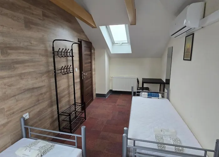 Rooms4rest Skibicka - Private For Tourists Hostel